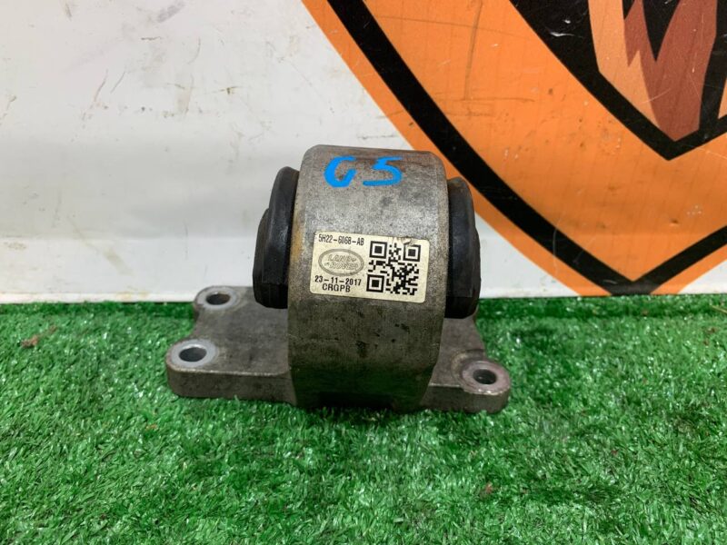 LR092039 Gearbox mount cushion Range Rover Sport L494 (2014-2022) Used cost 25 € in stock 2 pcs.