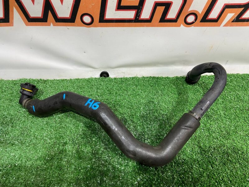LR092071 Breather pipe Land Rover Discovery 5 L462 (2017-) used cost 43 € in stock 3 pcs.