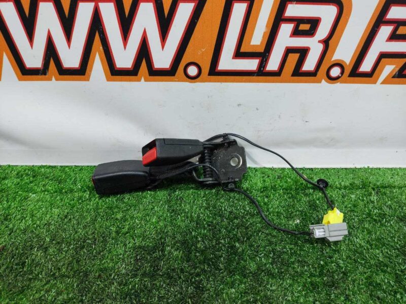 LR092537 Safety belt lock Rear RANGE ROVER VELAR Used cost 30 € in stock 3 pcs.