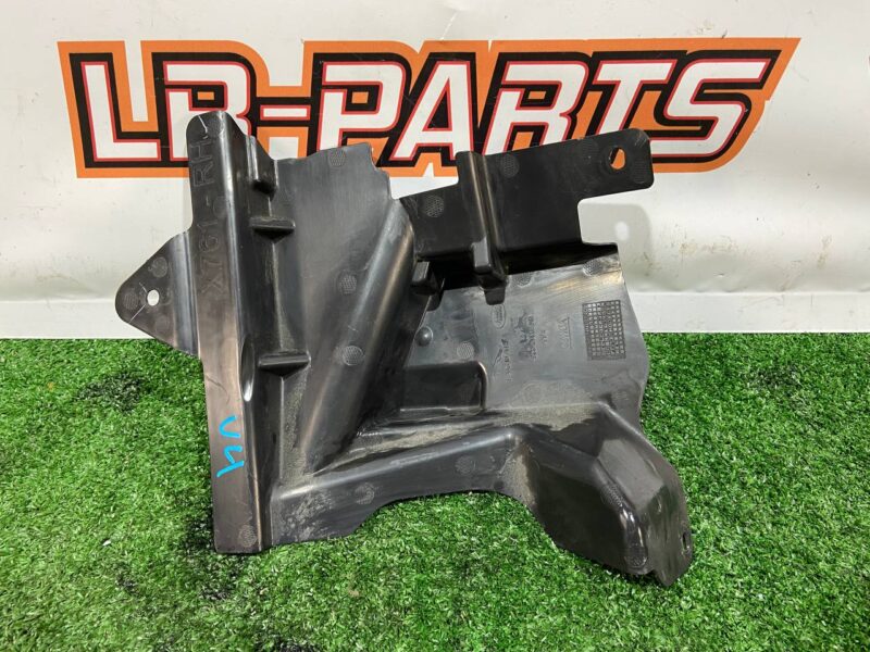 LR092650 Mudguard front right Range Rover Velar Used cost 5 € in stock 4 pcs.