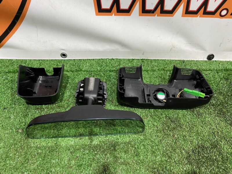 LR093117 Rear view mirror trim Range Rover Velar L560 (2018-) Used cost 35 € in stock 1 pcs.