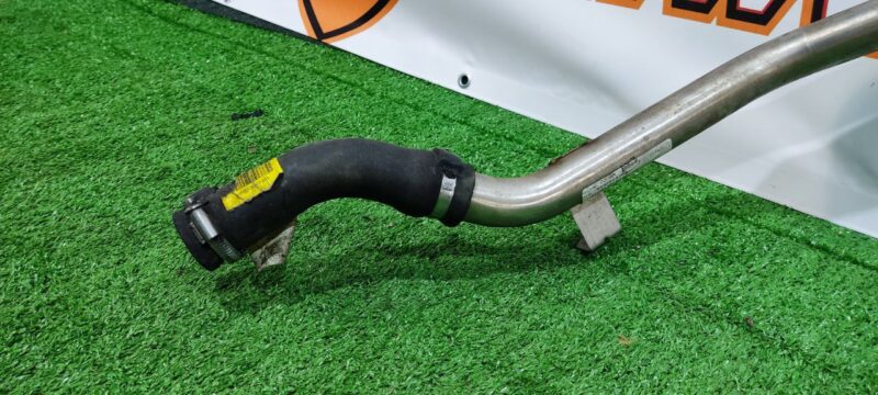 LR093120 Fuel filler neck 2.0D RANGE ROVER VELAR (L560) Used cost 100 € in stock 3 pcs.