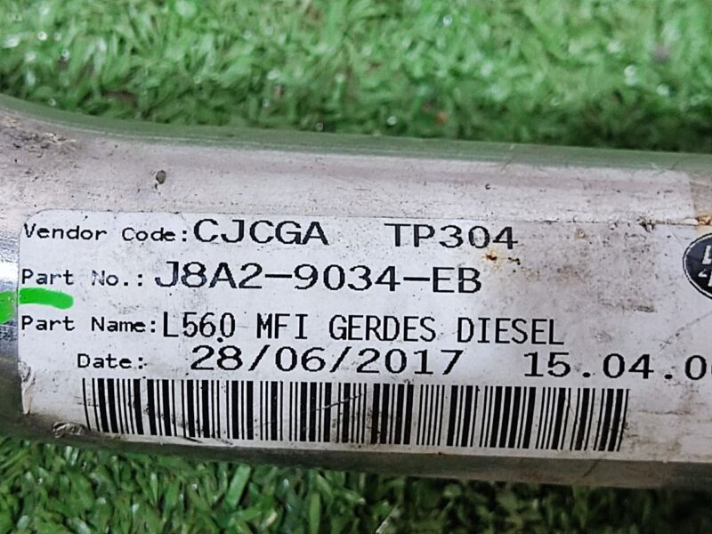 LR093120 Fuel filler neck 2.0D RANGE ROVER VELAR (L560) Used cost 100 € in stock 3 pcs.