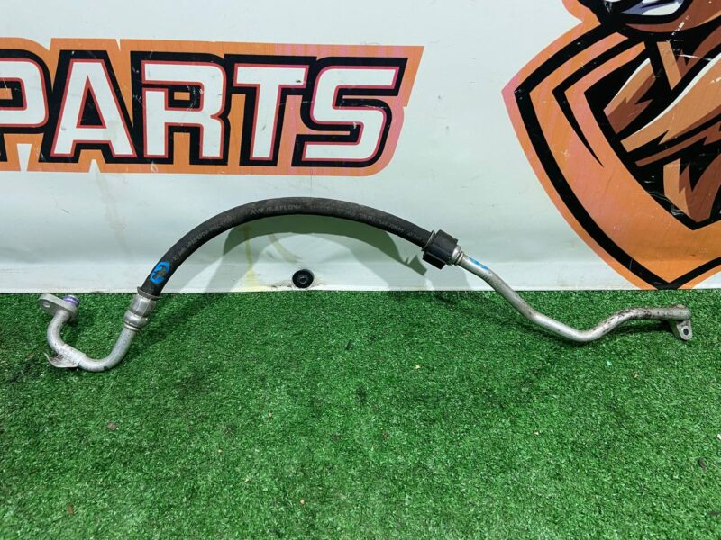 LR093853 Air Conditioning Pipe Range Rover Velar L560 (2018-) Used - Image 13