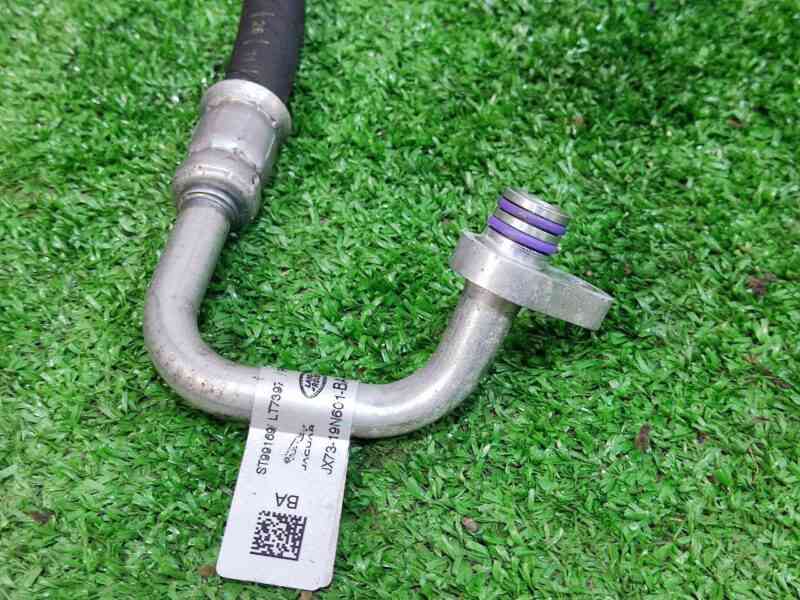 LR093853 Air Conditioning Pipe Range Rover Velar L560 (2018-) Used cost 50 € in stock 7 pcs.