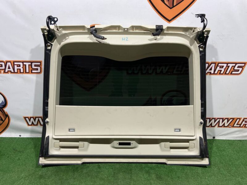 LR094294 Upper trunk lid Range Rover L405 (2013-2021) Used cost 600 € in stock 4 pcs.