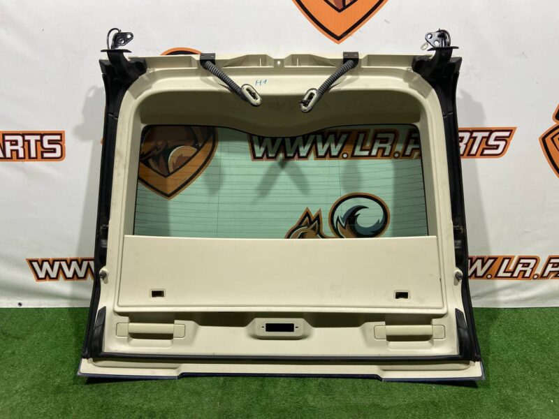 LR094294 Upper trunk lid Range Rover L405 (2013-2021) Used cost 600 € in stock 4 pcs.