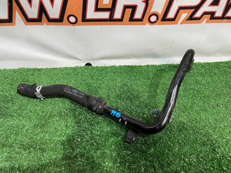 LR094426 Bypass cooling pipe Land Rover Discovery Sport L550 (2015-) used cost 20 € in stock 1 pcs.