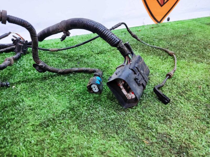 LR095121 Rear axle wiring Range Rover Velar L560 (2018-) Used cost 90 € in stock 3 pcs.