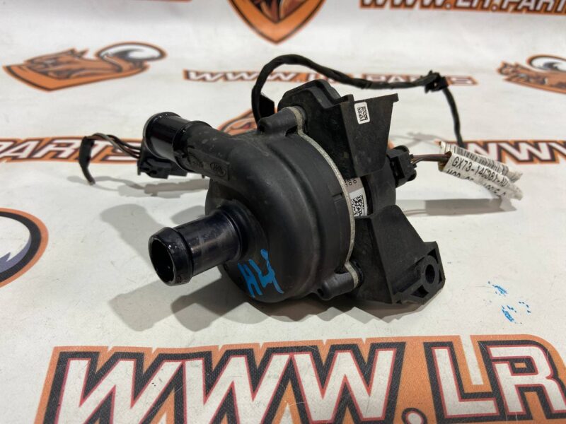 LR095160 Additional cooling system pump Range Rover Sport L494 (2014-2022) Used cost 70 € in stock 6 pcs.