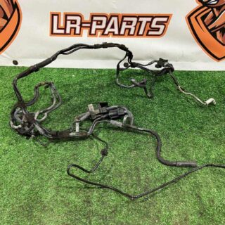 LR095366 Vacuum tube with valves Range Rover Sport L494 (2014-2022) Used cost 140 € in stock 1 pcs.