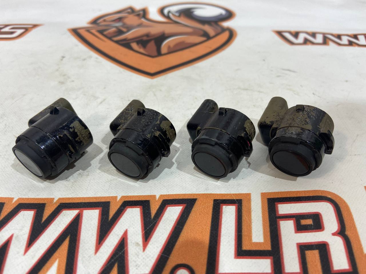 LR095414 Front/Rear Parking Sensor 2018- Range Rover Sport L494 (2014-2022) Used cost 60 € in stock 2 pcs.