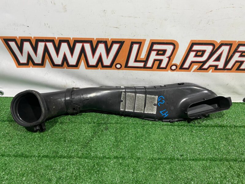 LR095884 Air duct left Land Rover Discovery 5 L462 (2017-) USED cost 78 € in stock 1 pcs.