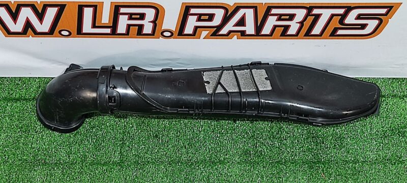 LR095884 Air duct left Land Rover Discovery 5 L462 (2017-) USED cost 78 € in stock 1 pcs.