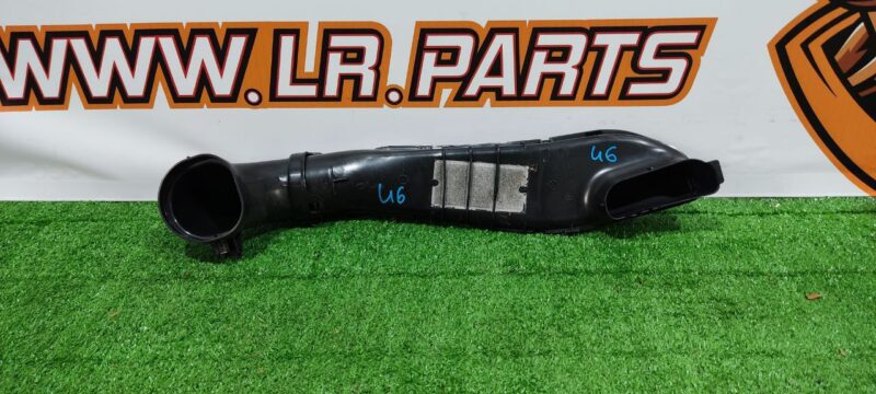 LR095884 Air duct left Land Rover Discovery 5 L462 (2017-) USED cost 78 € in stock 1 pcs.