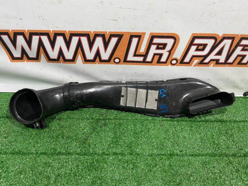 LR095884 Air duct left Land Rover Discovery 5 L462 (2017-) USED cost 78 € in stock 1 pcs.