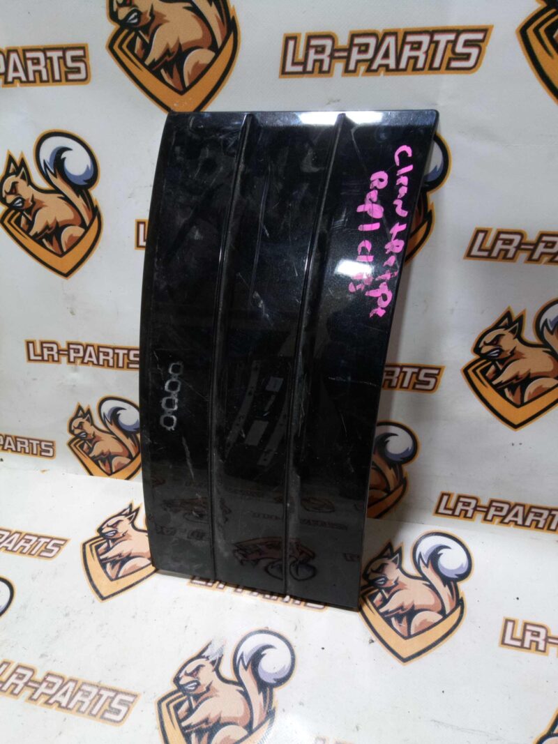 LR096540 Door molding left front Range Rover L405 (2013-2021) Used cost 70 € in stock 4 pcs.