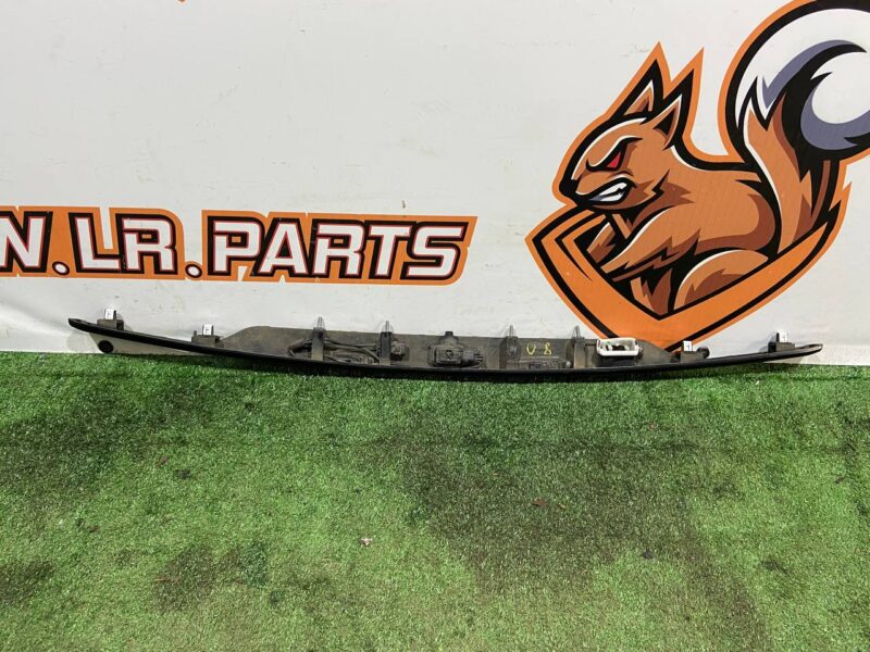 LR096627 Trunk lid trim Range Rover Evoque L538 (2012-2018) Used cost 200 € in stock 1 pcs.