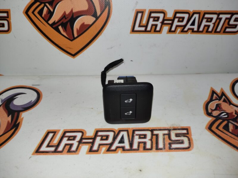 LR098357 Suspension height adjustment button RANGE ROVER SPORT (L494) 2013- Used cost 40 € in stock 6 pcs.
