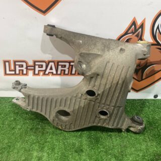 LR098771 Arm rear right lower Range Rover Sport L494 (2014-2022) Used cost 75 € in stock 6 pcs.