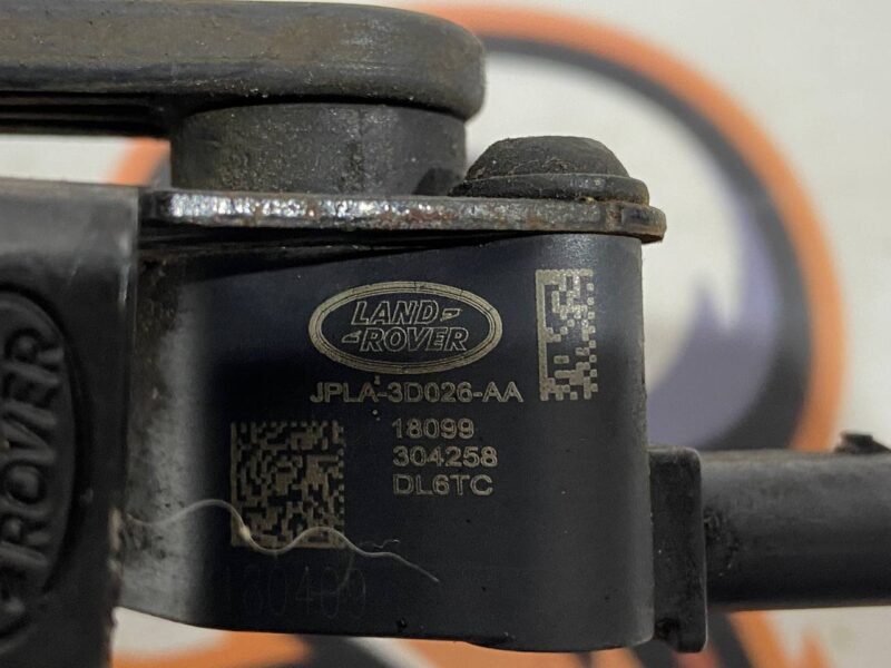 LR098914 Front suspension height sensor Land Rover Discovery 5 L462 (2017-) Used - Image 23