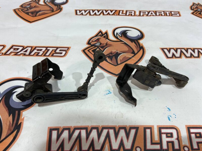 LR098914 Front suspension height sensor Land Rover Discovery 5 L462 (2017-) Used - Image 28
