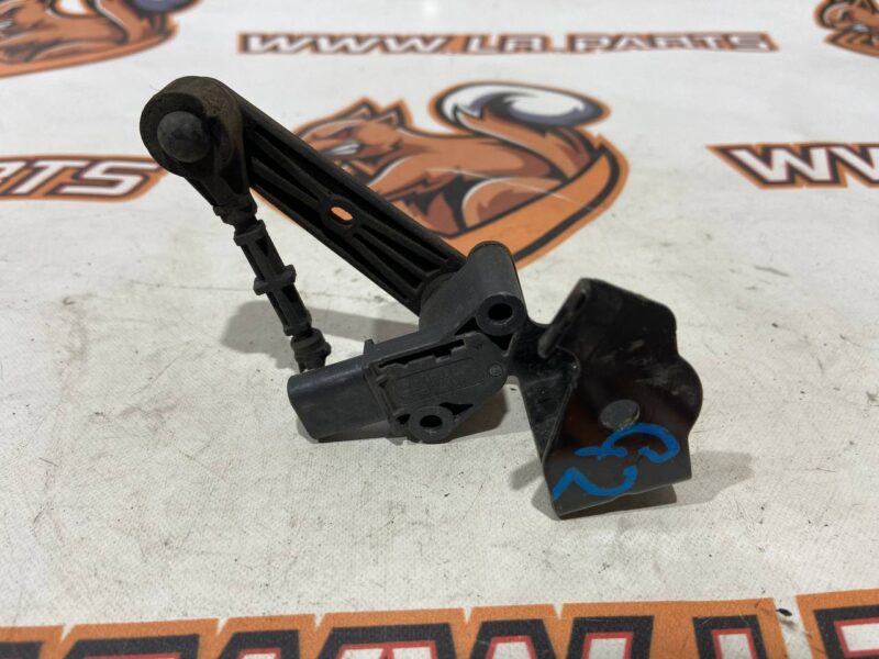 LR098915 Rear Suspension Height Level Sensor Land Rover Discovery 5 L462 (2017-) Used - Image 19