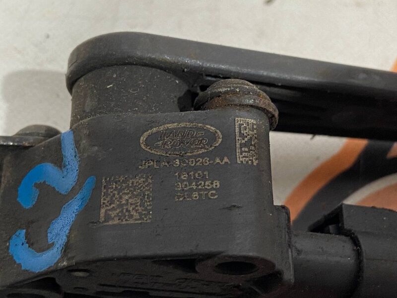 LR098915 Rear Suspension Height Level Sensor Land Rover Discovery 5 L462 (2017-) Used - Image 24
