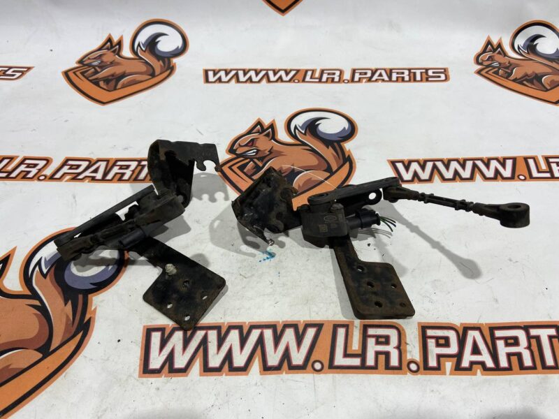 LR098915 Rear Suspension Height Level Sensor Land Rover Discovery 5 L462 (2017-) Used - Image 35