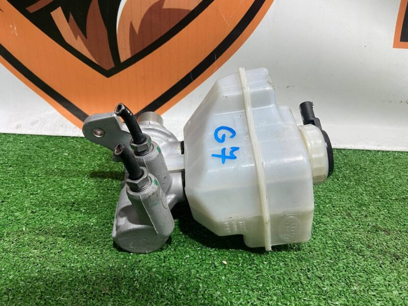 LR099178 Brake Master Cylinder Land Rover Discovery 5 L462 (2017-) Used - Image 18