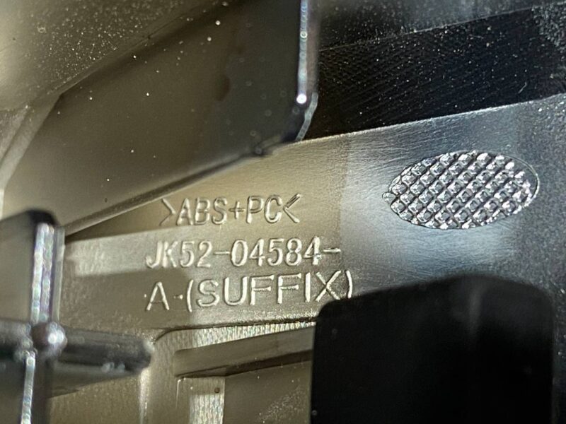 LR100139 Center console cover left Range Rover Sport L494 (2014-2022) used cost 20 € in stock 1 pcs.
