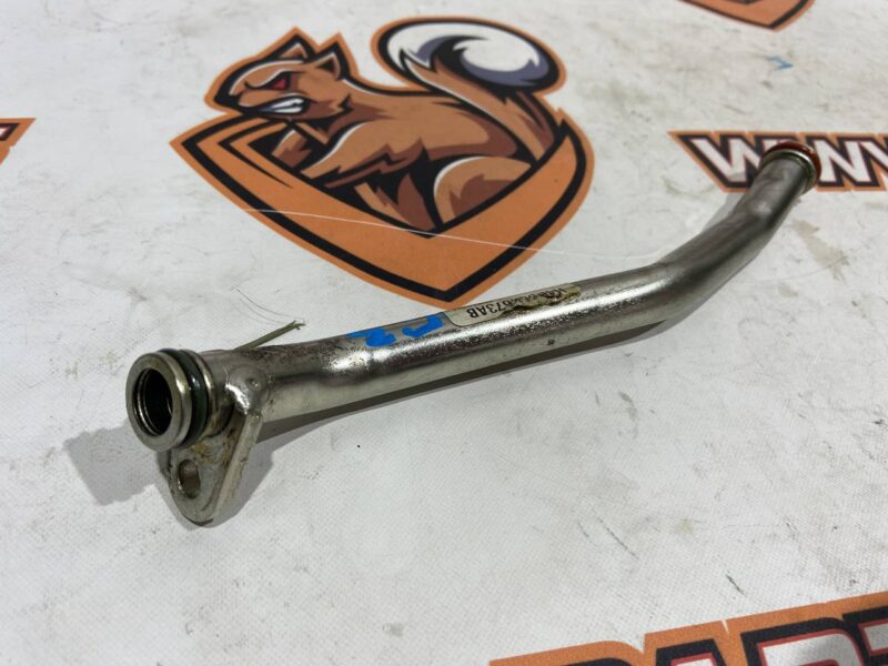 LR100575 Turbine return pipe Land Rover Discovery 5 L462 (2017-) used cost 14,54 € in stock 1 pcs.