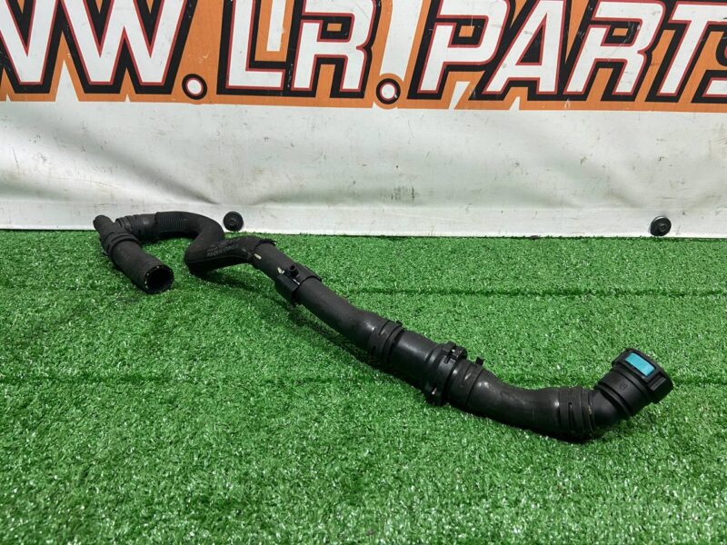LR100817 Pipe cooling system Range Rover Sport L494 (2014-2022) used cost 50 € in stock 1 pcs.