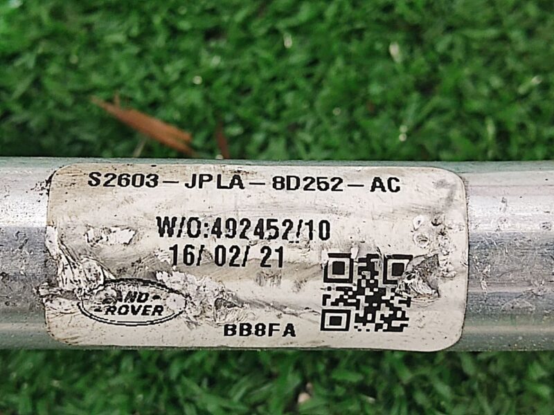 LR100960 Cooling system pipe Range Rover Sport L494 (2014-2022) used cost 130 € in stock 1 pcs.
