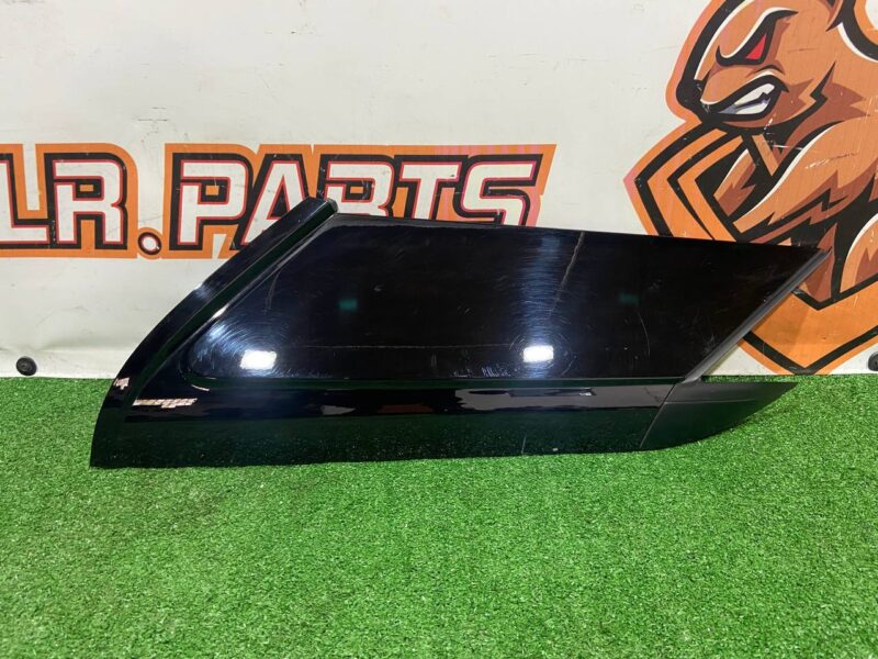 LR102623 Rear pillar trim left Range Rover Sport L494 (2014-2022) Used cost 75 € in stock 7 pcs.