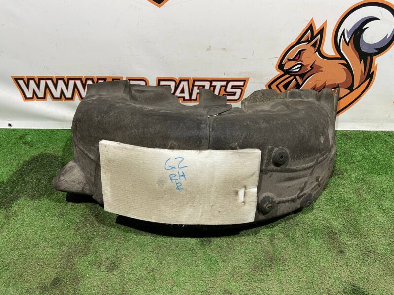 LR082812 Rear fender liner right wheel arch locker Land Rover Discovery 5 L462 (2017-) used cost 83 € in stock 1 pcs.