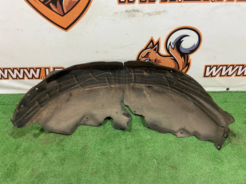 LR082812 Rear fender liner right wheel arch locker Land Rover Discovery 5 L462 (2017-) used cost 83 € in stock 1 pcs.