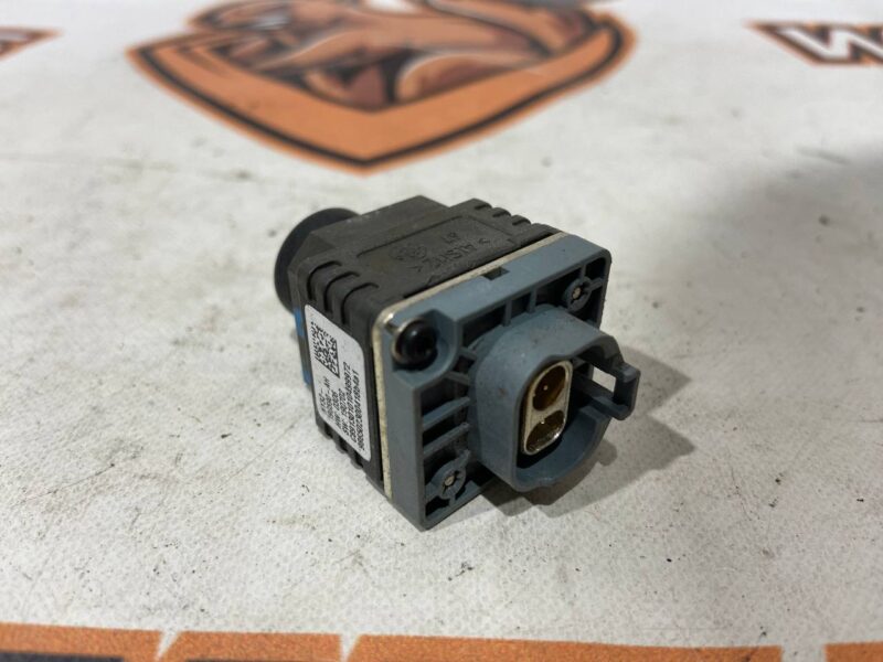 LR105215 Rear view camera Range Rover Sport L494 Used cost 200 € in stock 6 pcs.