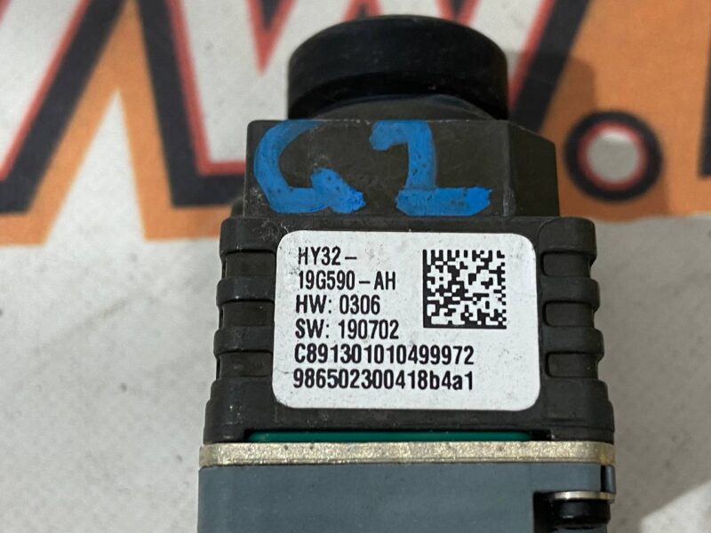 LR105215 Rear view camera Range Rover Sport L494 Used - Image 12