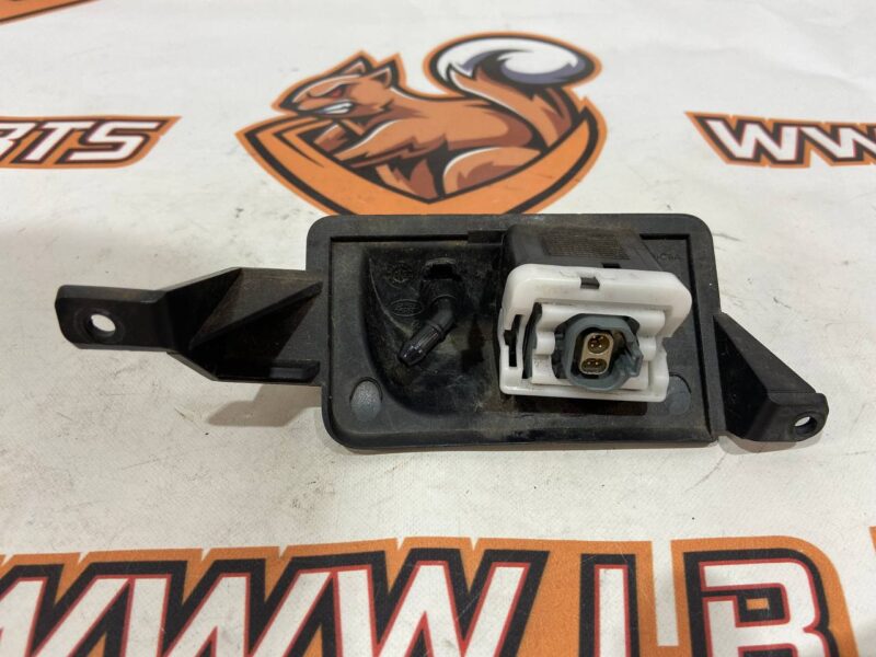 LR105215 Rear view camera Range Rover Sport L494 Used cost 200 € in stock 6 pcs.