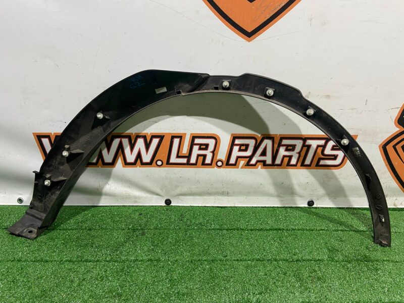 LR106670 Wheel arch fender moulding rear right Land Rover Discovery 5 used cost 90 € in stock 1 pcs.