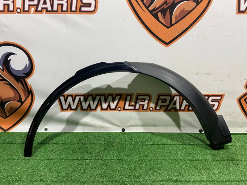 LR106670 Wheel arch fender moulding rear right Land Rover Discovery 5 used cost 90 € in stock 1 pcs.