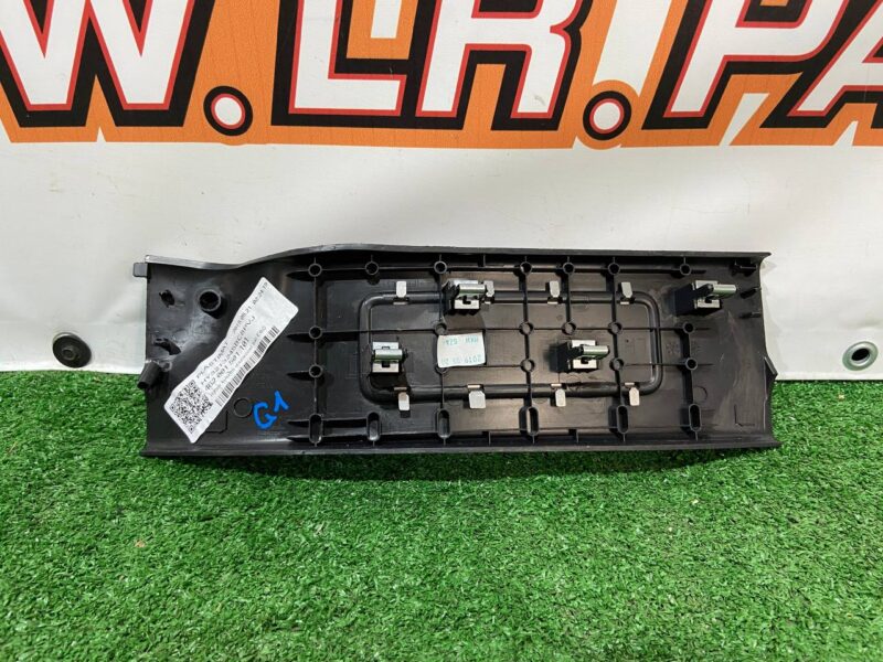 LR108377 Door sill rear left Land Rover Discovery 5 L462 used cost 40 € in stock 2 pcs.
