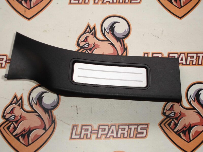 LR108377 Door sill rear left Land Rover Discovery 5 L462 used cost 40 € in stock 2 pcs.