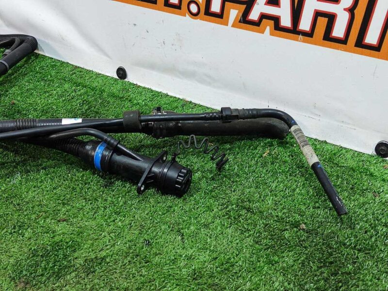 LR108932 Fuel line Range Rover Evoque L538 (2012-2018) Used cost 95 € in stock 3 pcs.