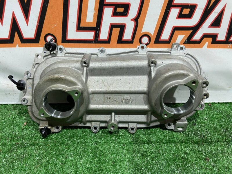 LR108934 Cylinder head cover 2.0 i RANGE ROVER VELAR (L560) Used cost 90 € in stock 3 pcs.