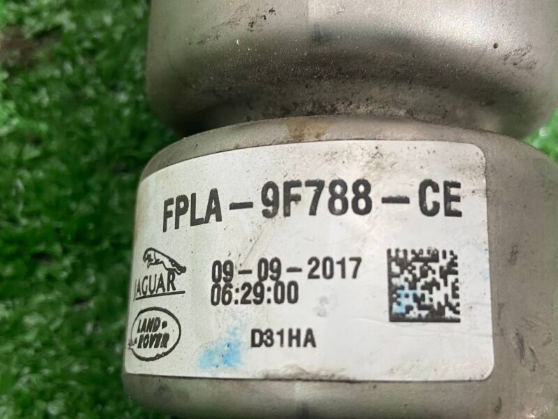 LR109965 Turbocharger outlet pipe 3.0D Range Rover Sport L494 (2014-2022) Used cost 75 € in stock 2 pcs.
