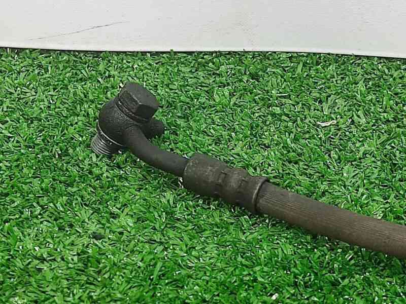 LR110329 Rear left brake tube Land Rover Discovery Sport L550 (2015-) Used cost 15 € in stock 1 pcs.
