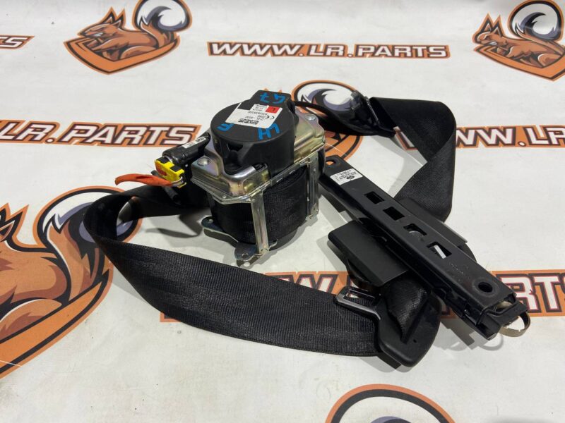 LR112208 Seat belt front left Range Rover Sport L494 used cost 150 € in stock 3 pcs.