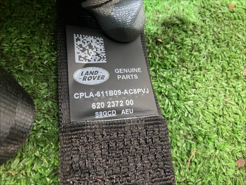LR112208 Seat belt front left Range Rover Sport L494 used cost 150 € in stock 3 pcs.